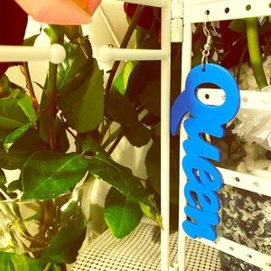 New blue “QUEEN” Earrings